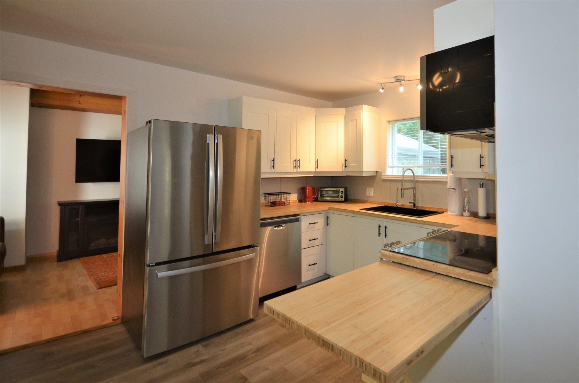 









1345


Rue St-Roch

,
Mont-Tremblant,




QC
J8E2Y9

