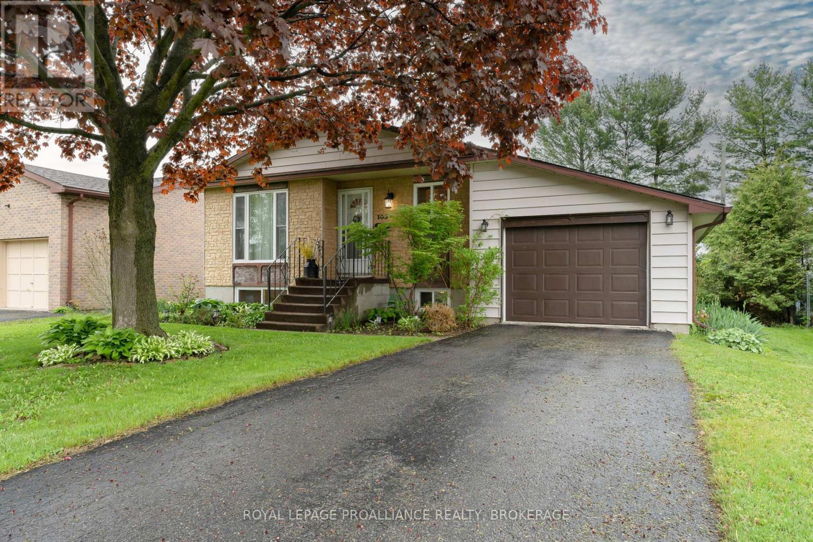 












103 ELMWOOD DRIVE

,
Gananoque,




Ontario
K7G3A5

