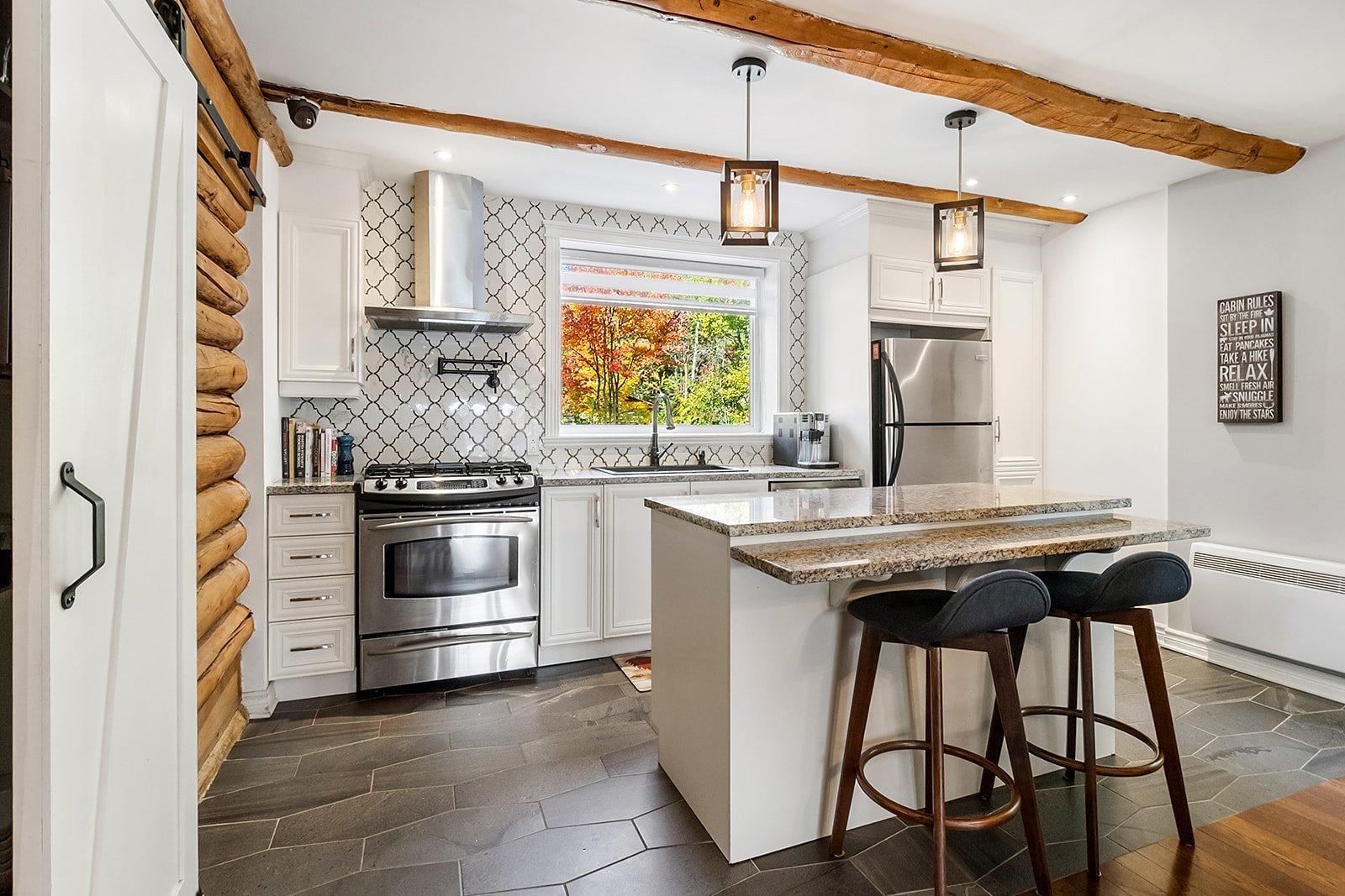 









494


Ch. Léo-Bouvrette

,
Mont-Tremblant,




QC
J8E2J2

