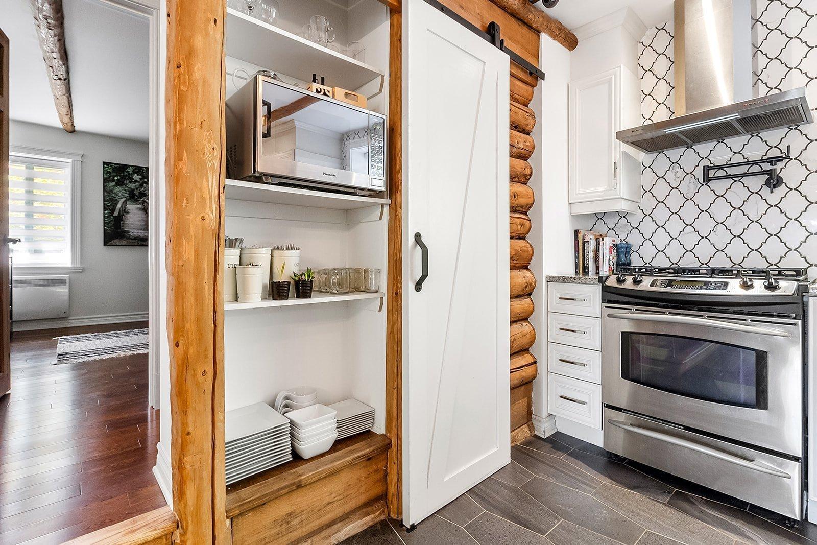 









494


Ch. Léo-Bouvrette

,
Mont-Tremblant,




QC
J8E2J2

