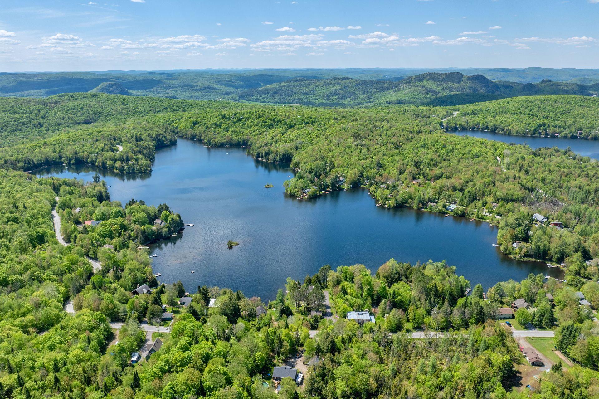 









494


Ch. Léo-Bouvrette

,
Mont-Tremblant,




QC
J8E2J2

