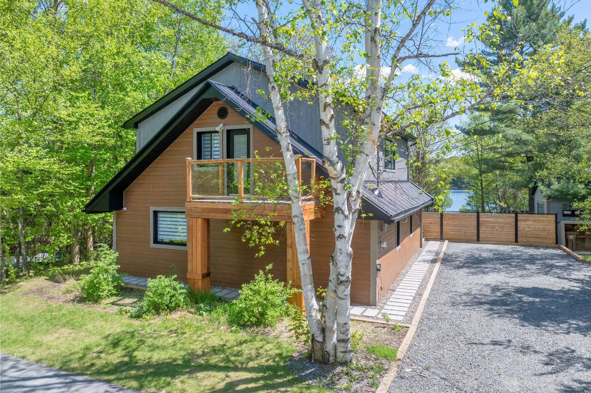 









494


Ch. Léo-Bouvrette

,
Mont-Tremblant,




QC
J8E2J2

