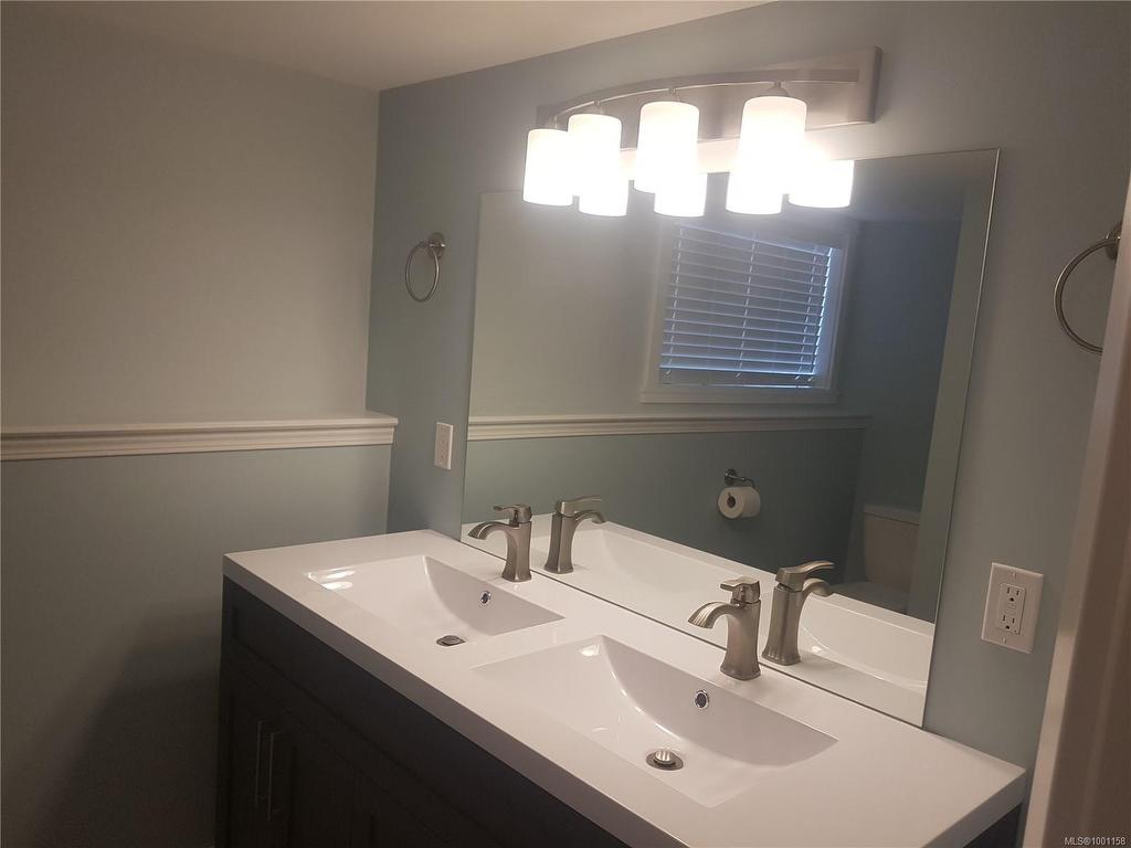 









308


Harewood

Rd,
Nanaimo,




BC
V9R 2Z2

