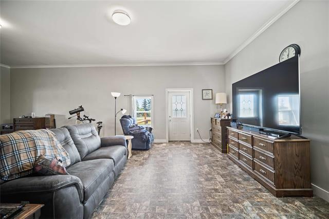 









84031


ROAD 42

RD,
Brokenhead Rm,




MB
R0E 0C0

