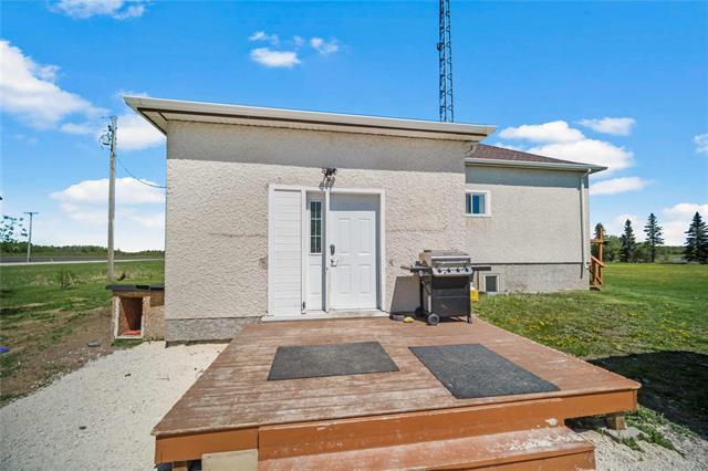 









84031


ROAD 42

RD,
Brokenhead Rm,




MB
R0E 0C0

