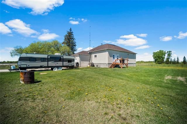 









84031


ROAD 42

RD,
Brokenhead Rm,




MB
R0E 0C0

