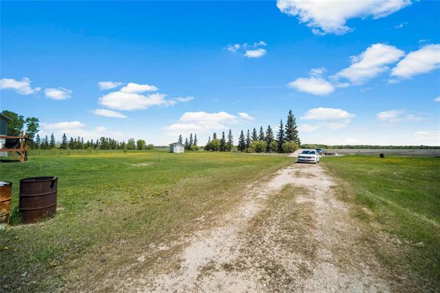 









84031


ROAD 42

RD,
Brokenhead Rm,




MB
R0E 0C0

