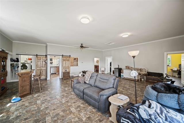 









84031


ROAD 42

RD,
Brokenhead Rm,




MB
R0E 0C0


