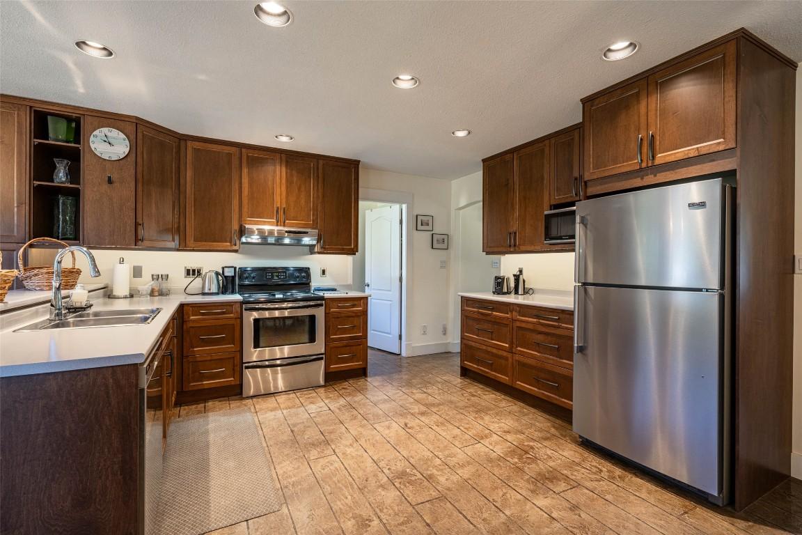 









4858


Salmon River

Road,
Spallumcheen,




BC
V0E 1B4

