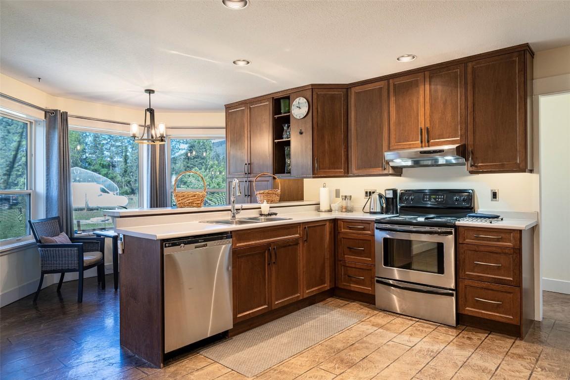 









4858


Salmon River

Road,
Spallumcheen,




BC
V0E 1B4

