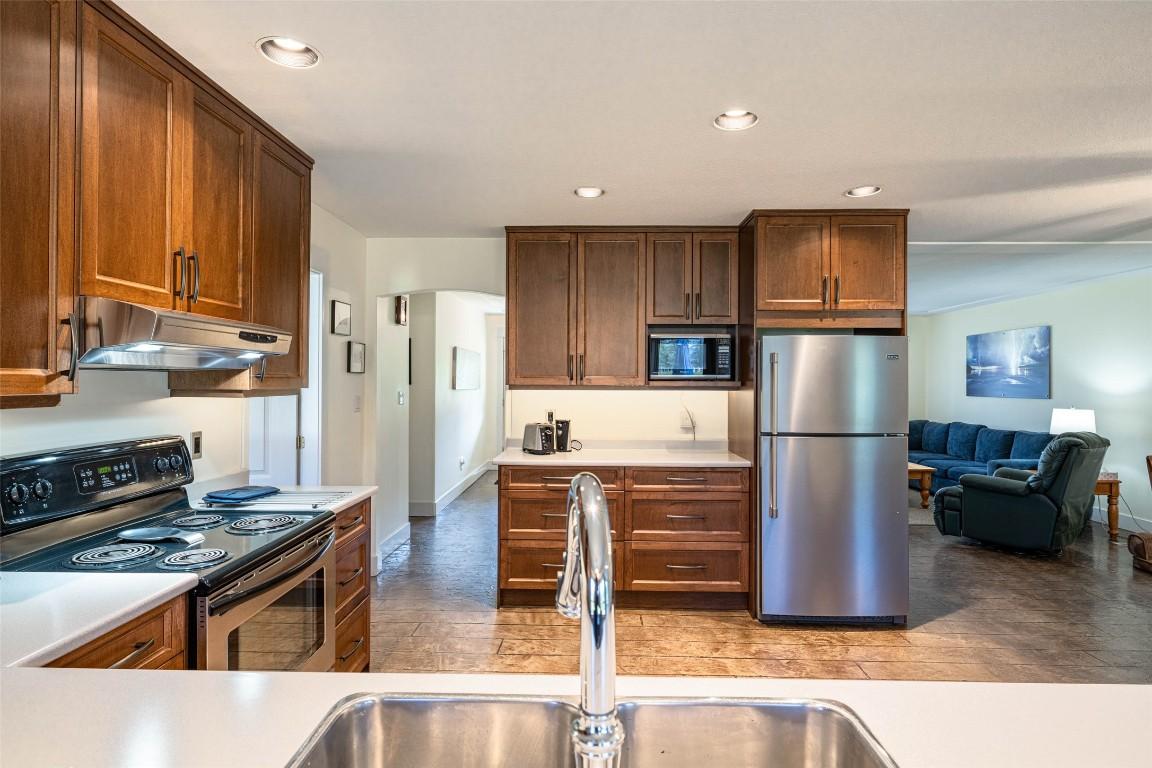 









4858


Salmon River

Road,
Spallumcheen,




BC
V0E 1B4

