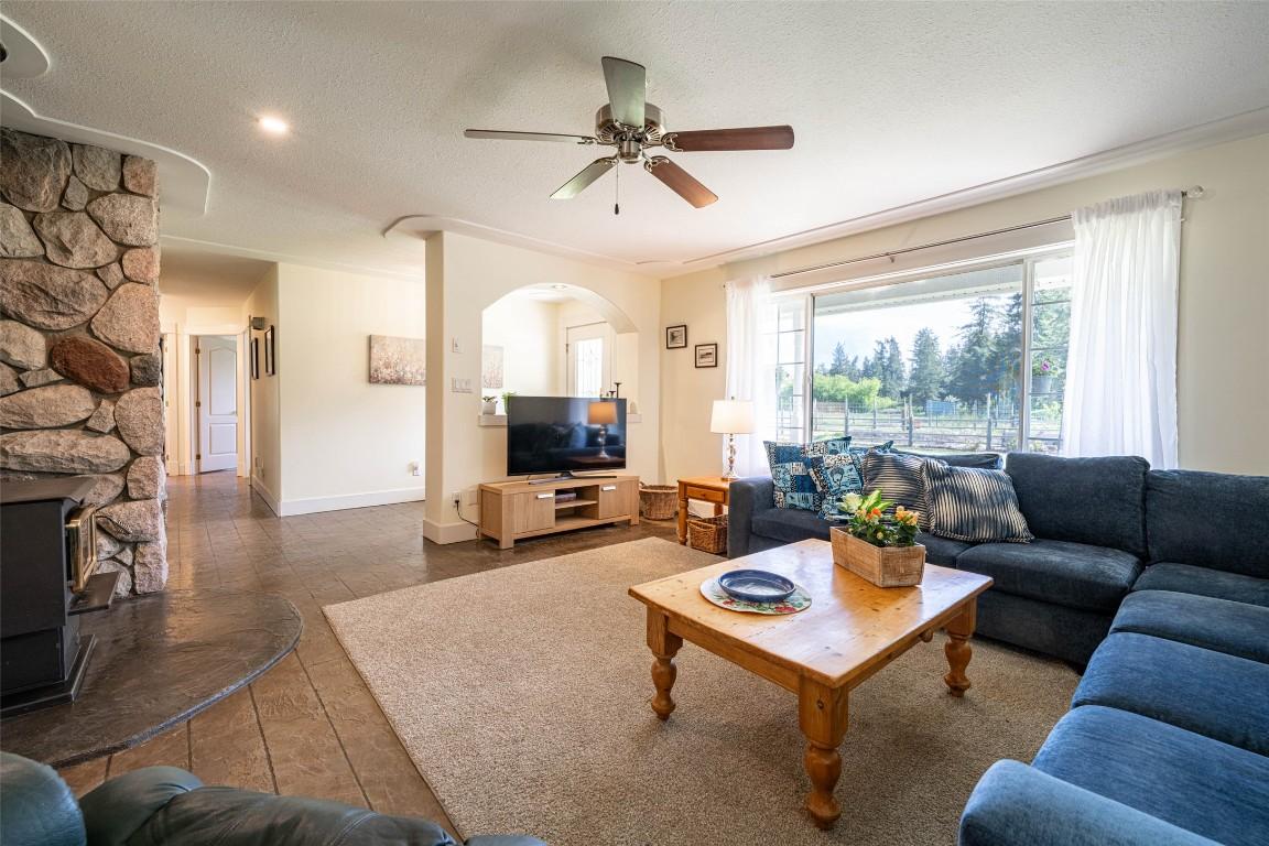 









4858


Salmon River

Road,
Spallumcheen,




BC
V0E 1B4

