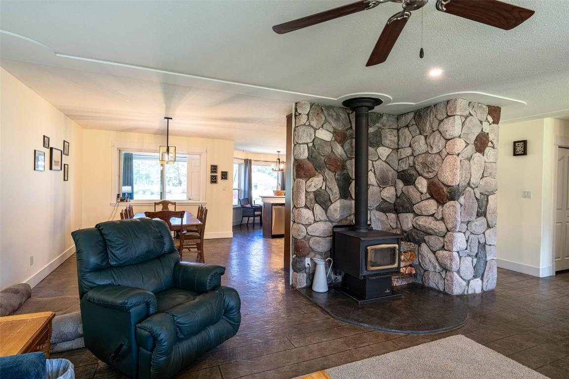 









4858


Salmon River

Road,
Spallumcheen,




BC
V0E 1B4

