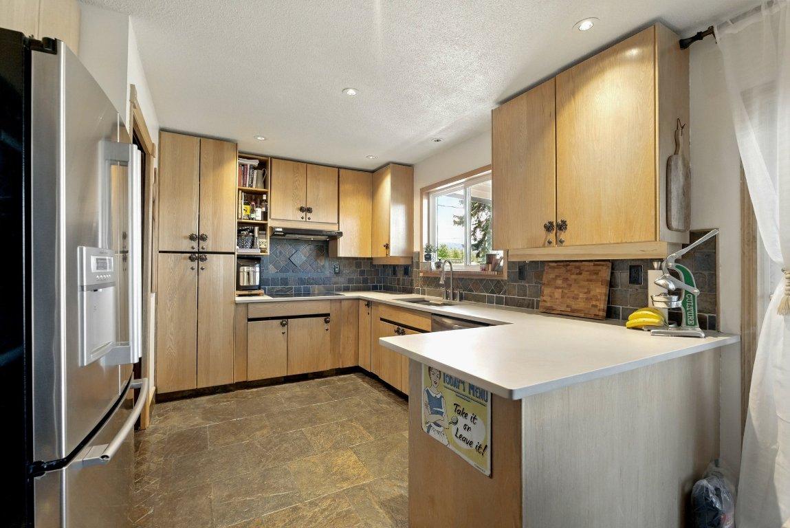 









858


Douglas

Road,
West Kelowna,




BC
V1Z 1N8

