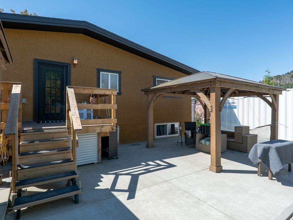 









858


Douglas

Road,
West Kelowna,




BC
V1Z 1N8

