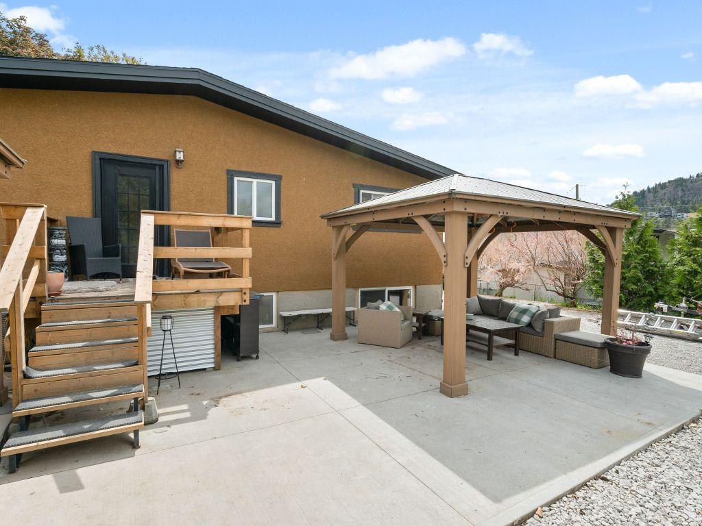 









858


Douglas

Road,
West Kelowna,




BC
V1Z 1N8

