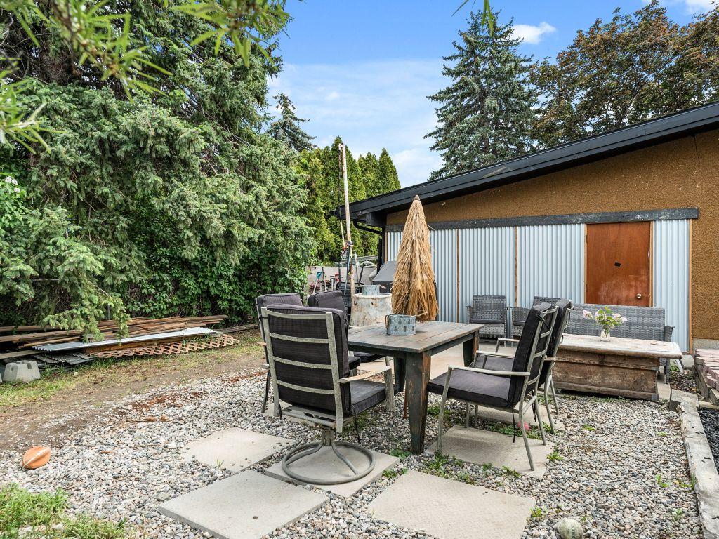 









858


Douglas

Road,
West Kelowna,




BC
V1Z 1N8


