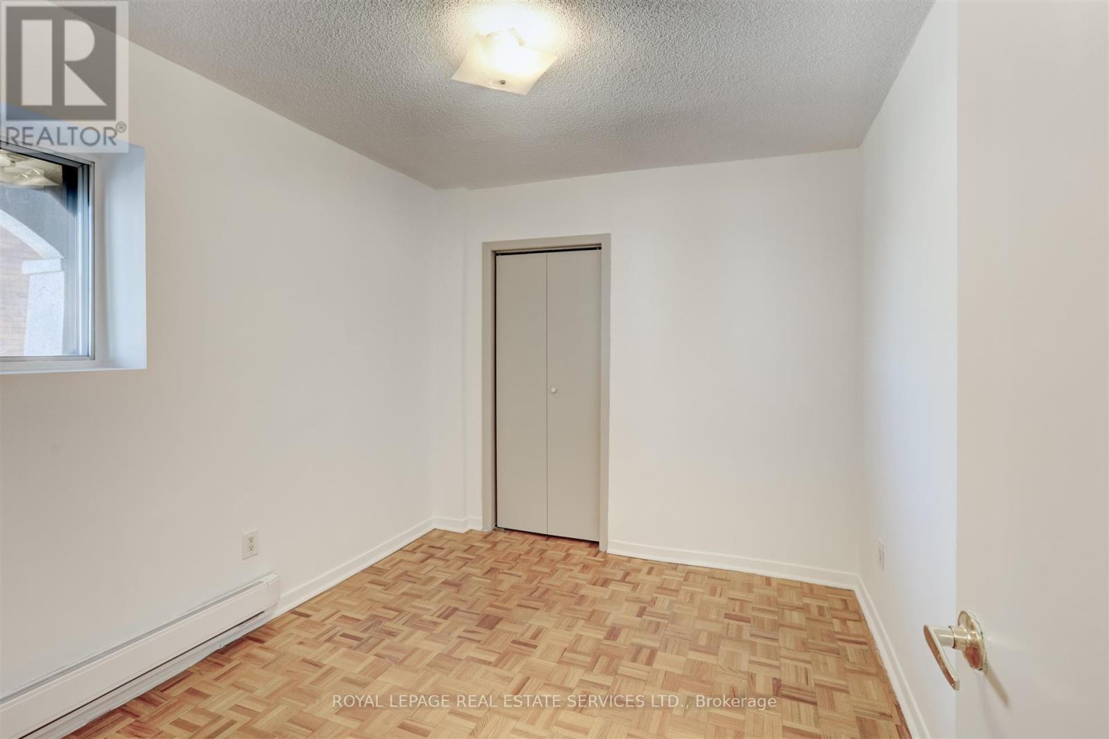 












101 - 1530 KING STREET W

,
Toronto,




Ontario
M6K1J6

