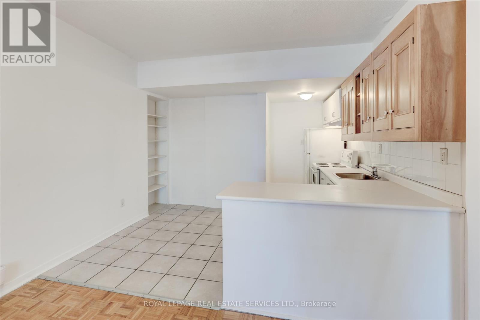 












101 - 1530 KING STREET W

,
Toronto,




Ontario
M6K1J6

