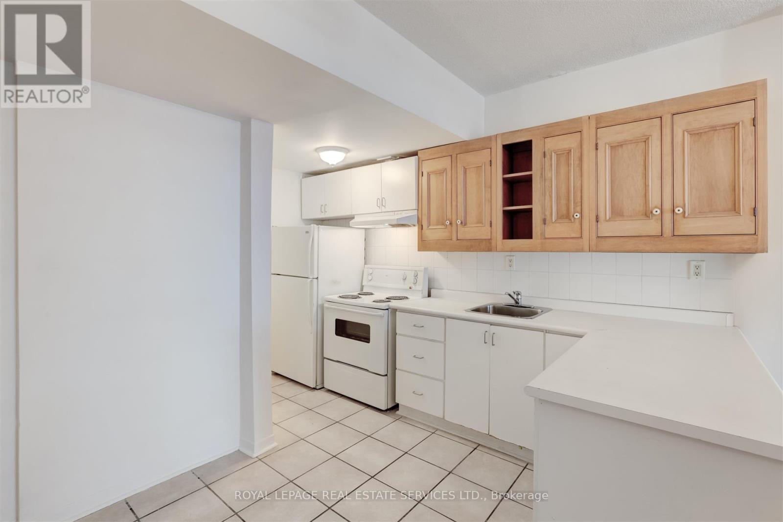 












101 - 1530 KING STREET W

,
Toronto,




Ontario
M6K1J6

