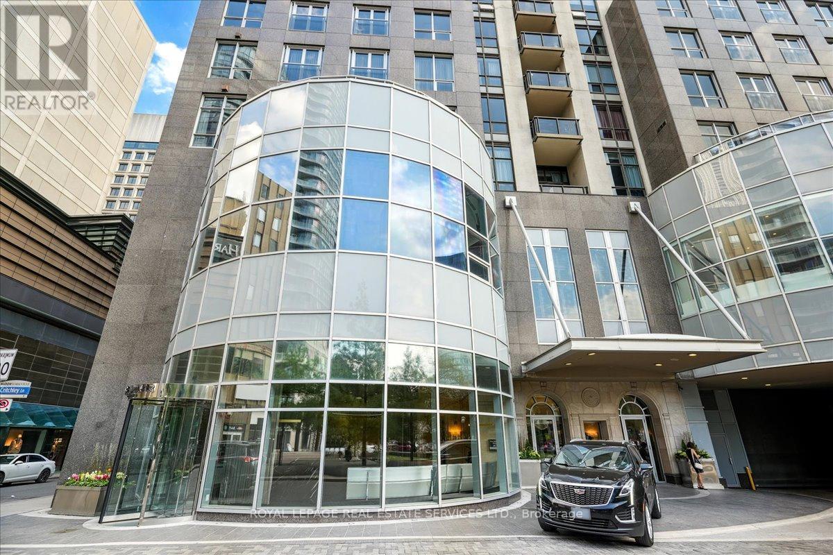 












804 - 10 BELLAIR STREET

,
Toronto,




Ontario
M5R3T8

