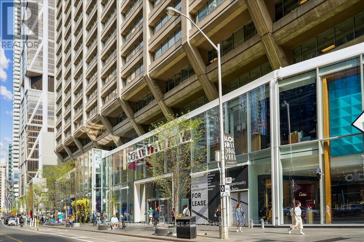 












804 - 10 BELLAIR STREET

,
Toronto,




Ontario
M5R3T8

