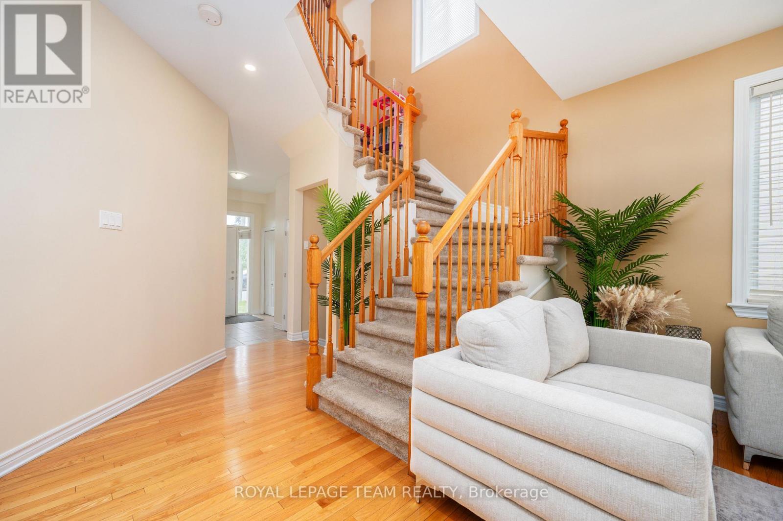 












357 WIDGEON WAY

,
Ottawa,




Ontario
K1T0G1

