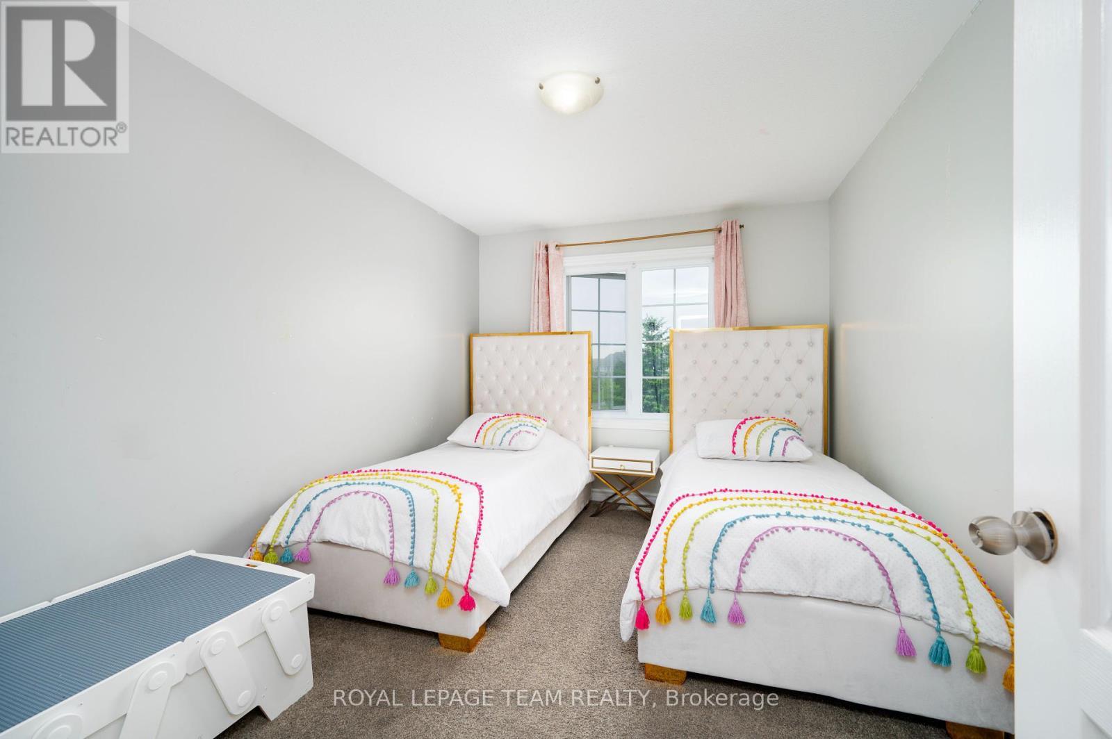 












357 WIDGEON WAY

,
Ottawa,




Ontario
K1T0G1

