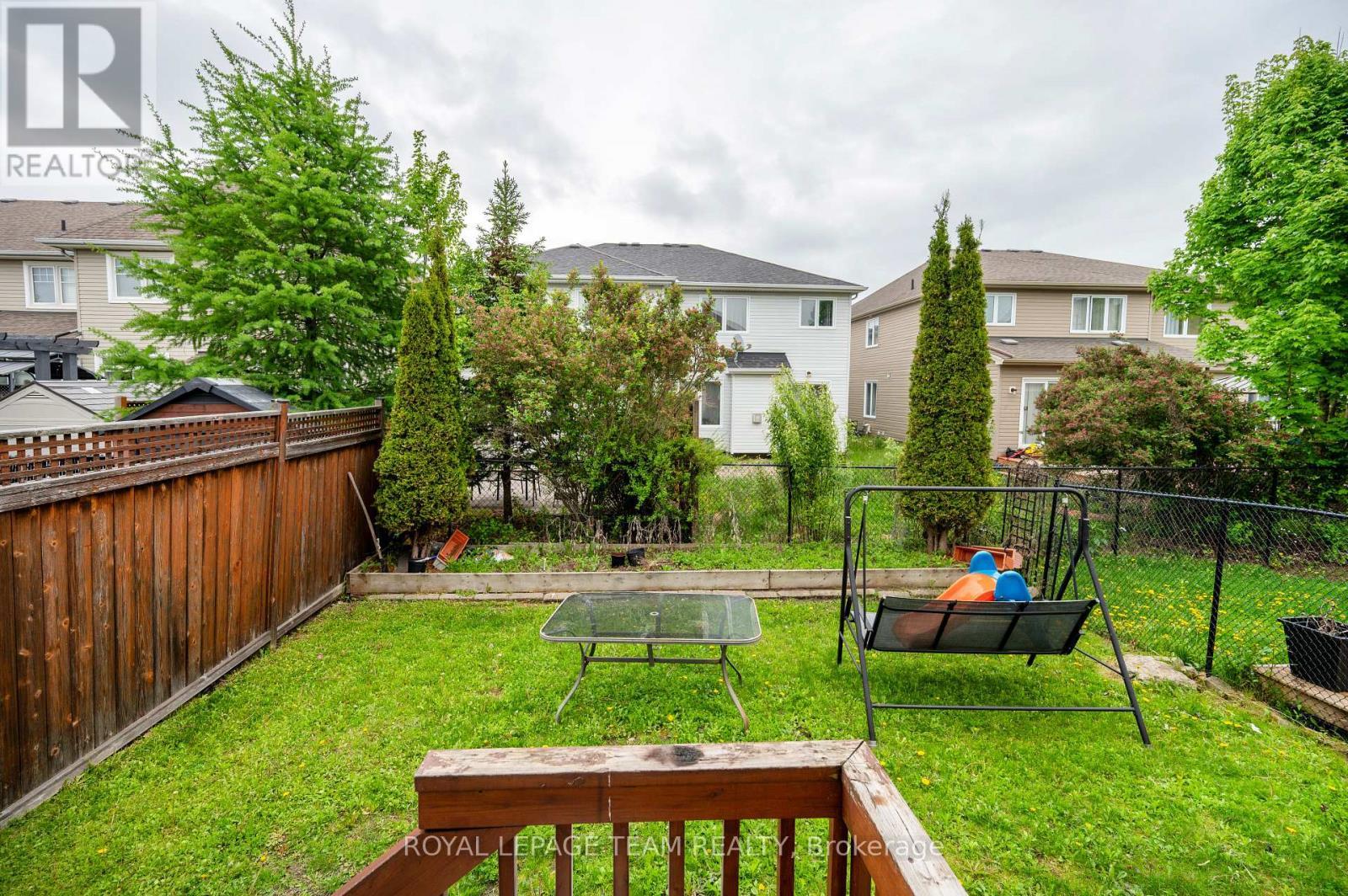 












357 WIDGEON WAY

,
Ottawa,




Ontario
K1T0G1

