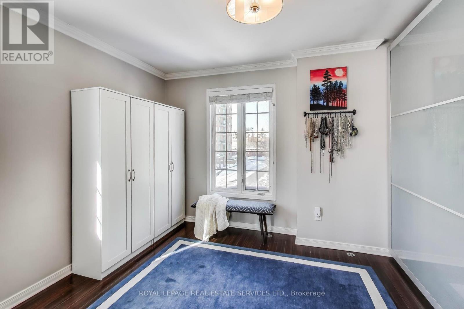 












10 - 210 MANITOBA STREET

,
Toronto,




Ontario
M8Y4G7

