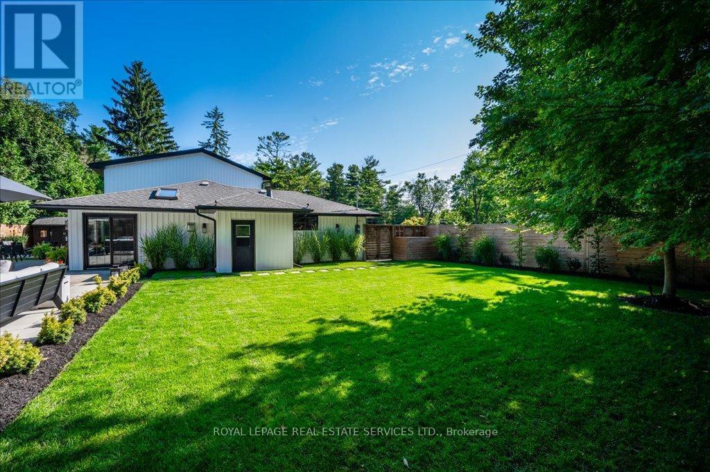 












169 OAKES DRIVE

,
Mississauga,




Ontario
L5G3M2

