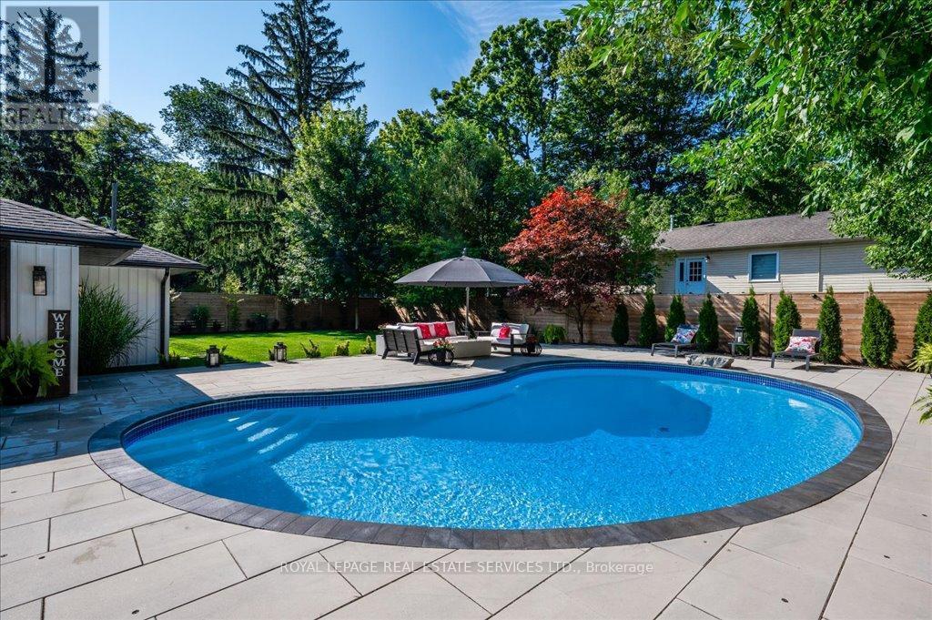 












169 OAKES DRIVE

,
Mississauga,




Ontario
L5G3M2

