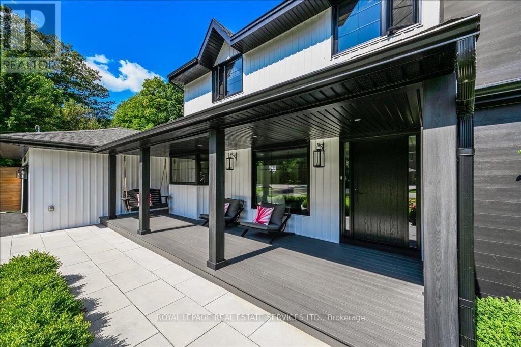 












169 OAKES DRIVE

,
Mississauga,




Ontario
L5G3M2

