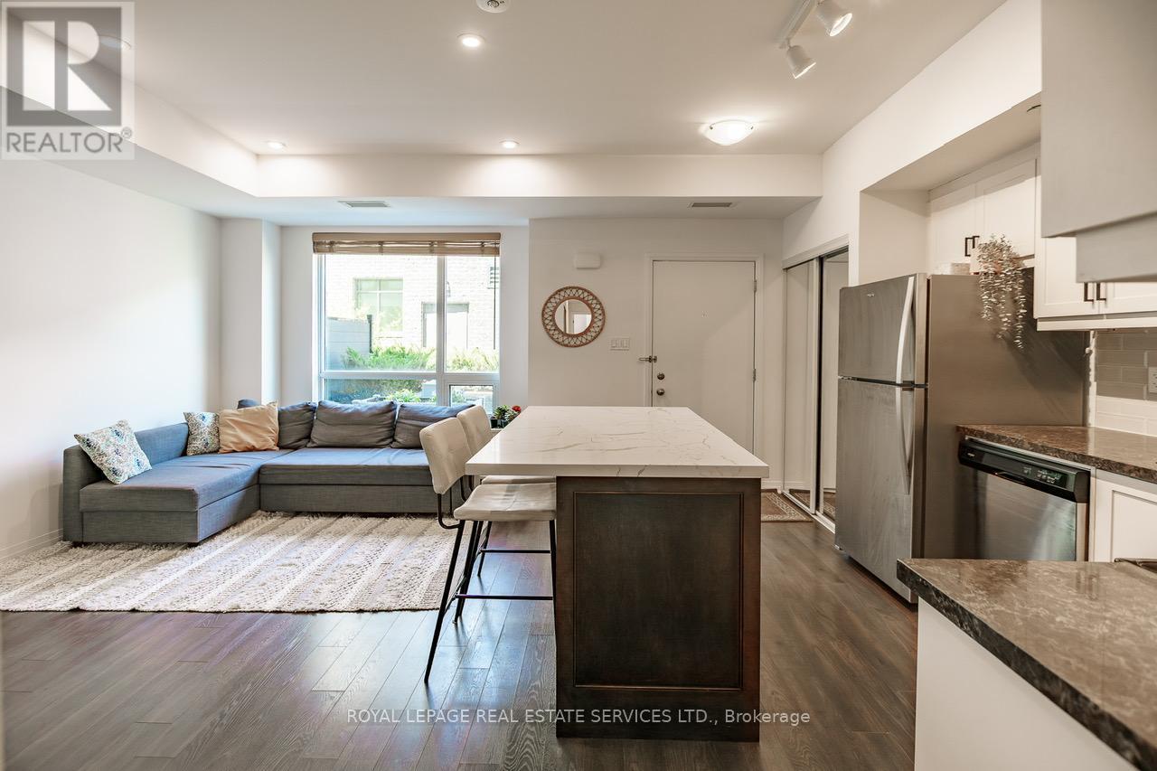 












13 - 650 ATWATER AVENUE

,
Mississauga,




Ontario
L5E3K2


