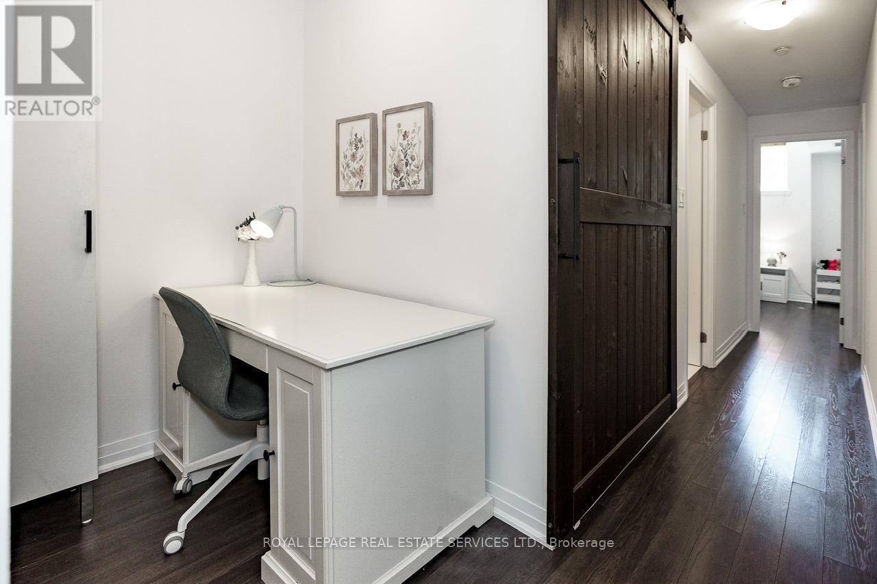 












13 - 650 ATWATER AVENUE

,
Mississauga,




Ontario
L5E3K2

