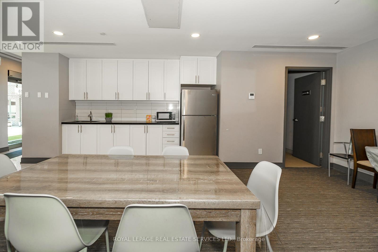 












13 - 650 ATWATER AVENUE

,
Mississauga,




Ontario
L5E3K2

