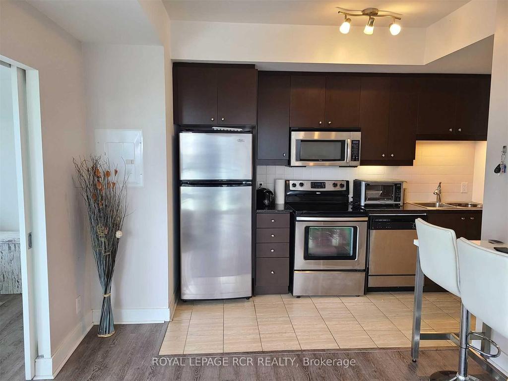 









50


Absolute

Avenue South, 702,
Mississauga,




ON
L4Z 0A9

