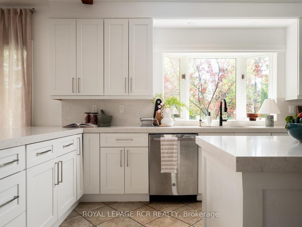 









15667


Duffys

Lane,
Caledon,




ON
L7E 3C8

