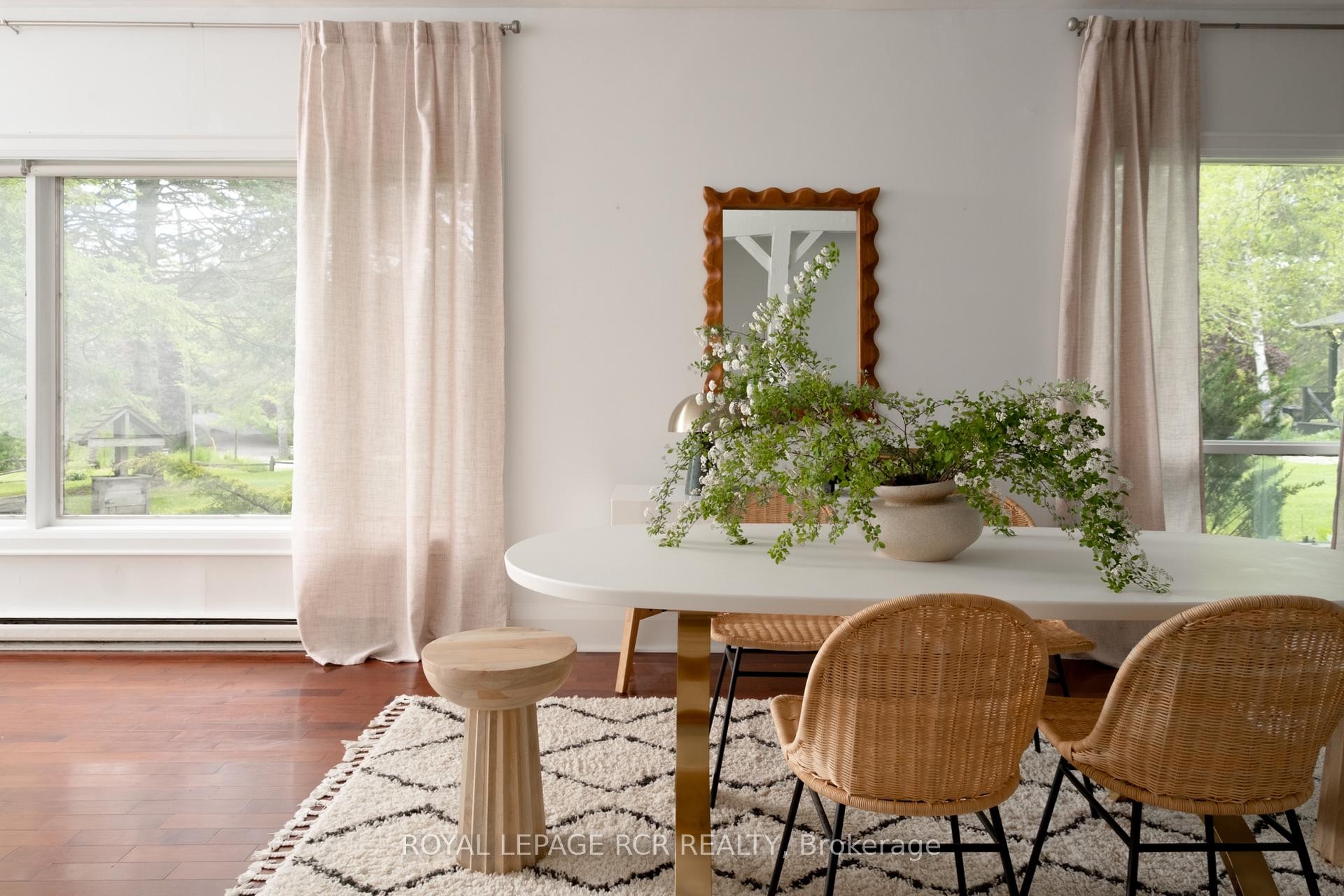 









15667


Duffys

Lane,
Caledon,




ON
L7E 3C8

