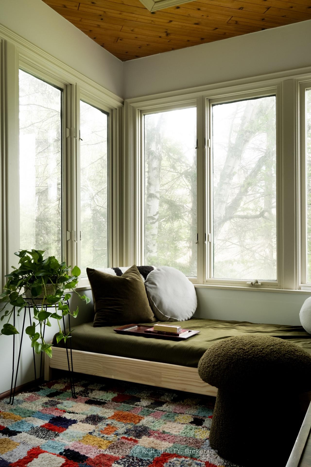 









15667


Duffys

Lane,
Caledon,




ON
L7E 3C8

