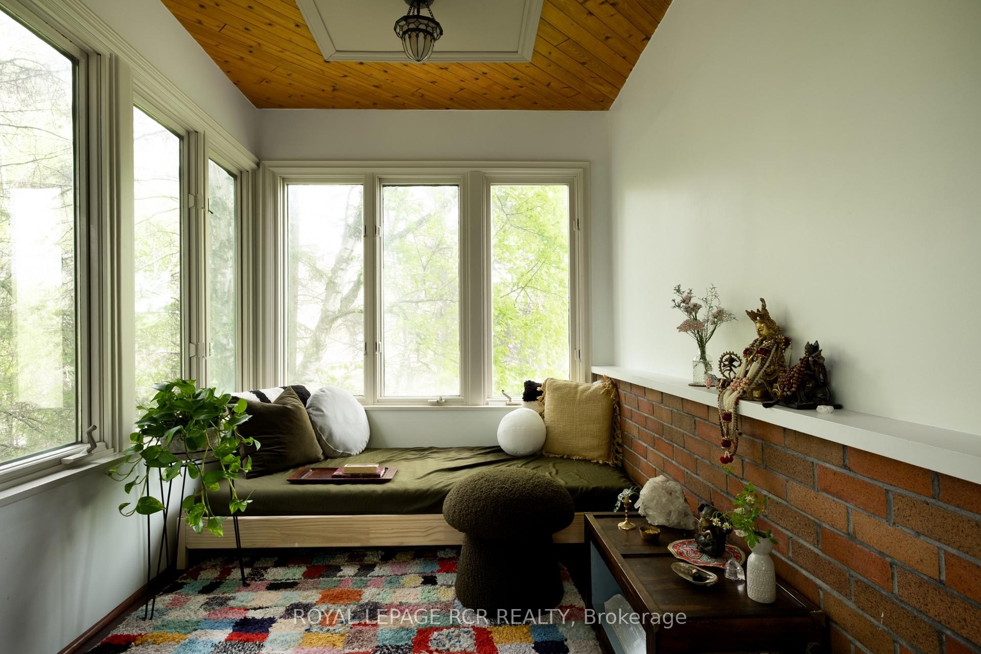 









15667


Duffys

Lane,
Caledon,




ON
L7E 3C8

