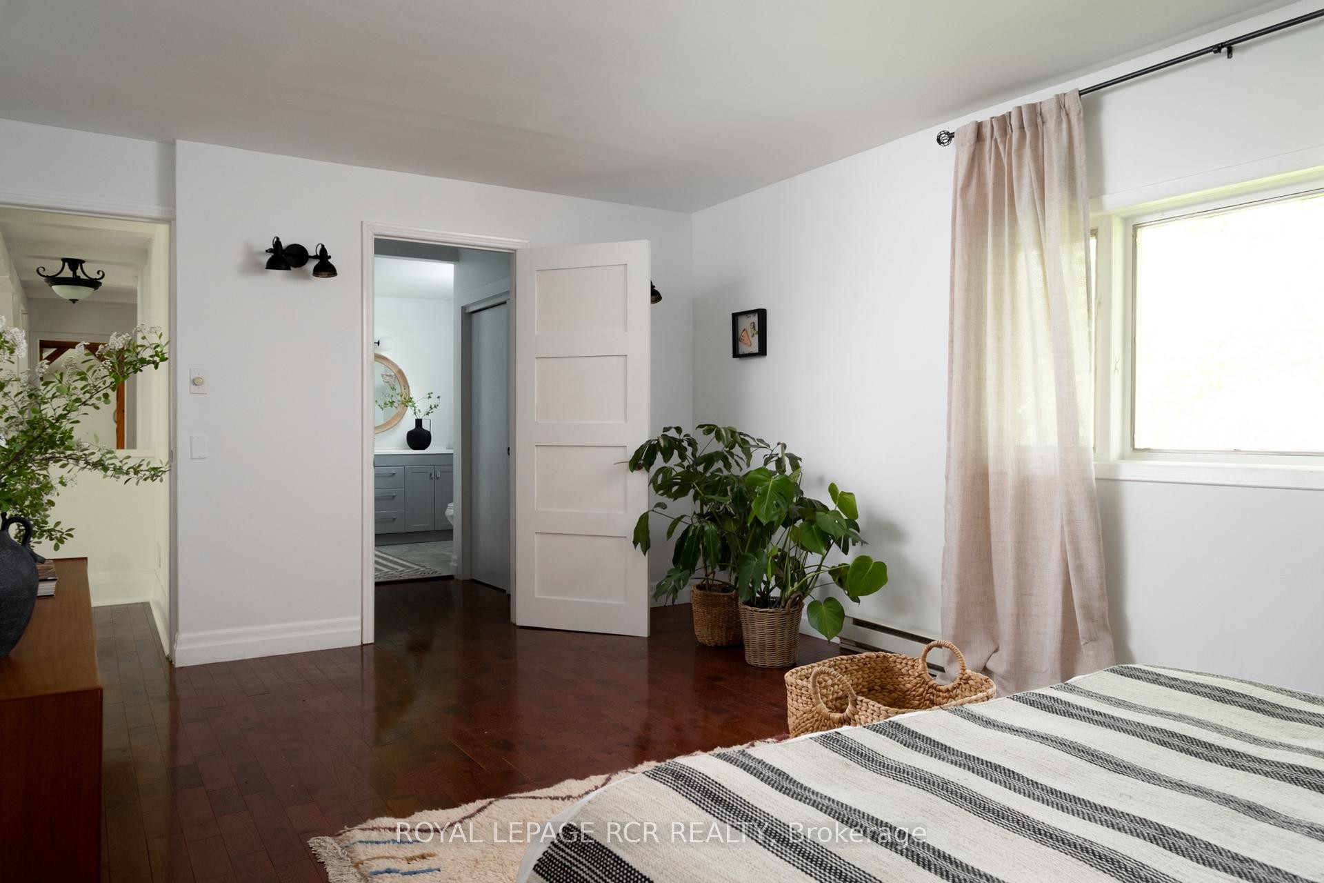 









15667


Duffys

Lane,
Caledon,




ON
L7E 3C8

