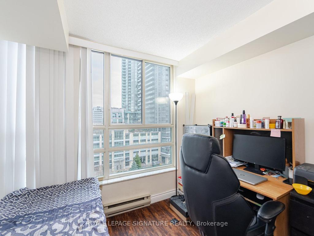 









250


Webb

Drive, 910,
Mississauga,




ON
L5B 3Z4

