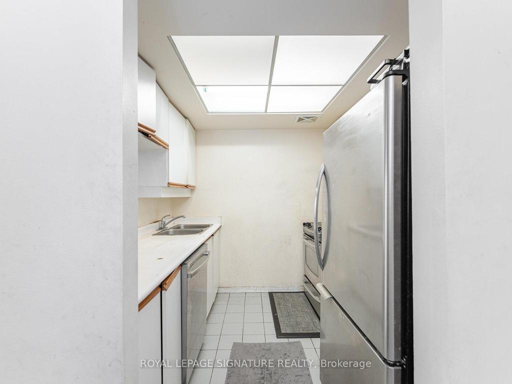 









250


Webb

Drive, 910,
Mississauga,




ON
L5B 3Z4


