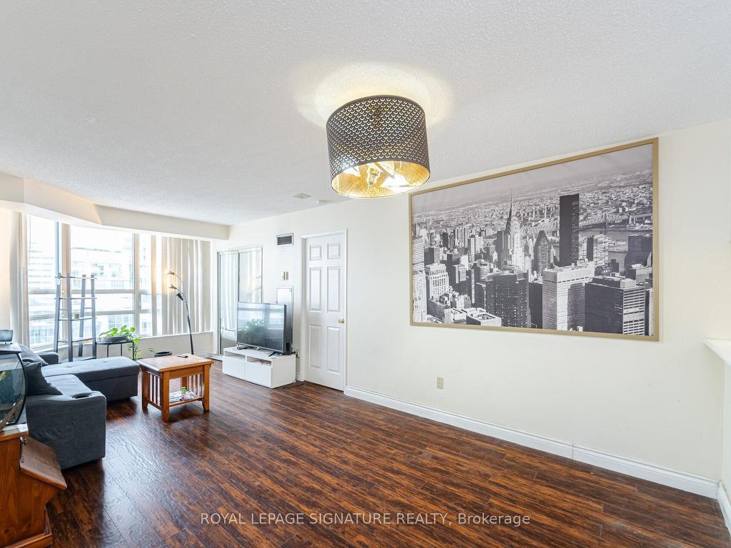 









250


Webb

Drive, 910,
Mississauga,




ON
L5B 3Z4

