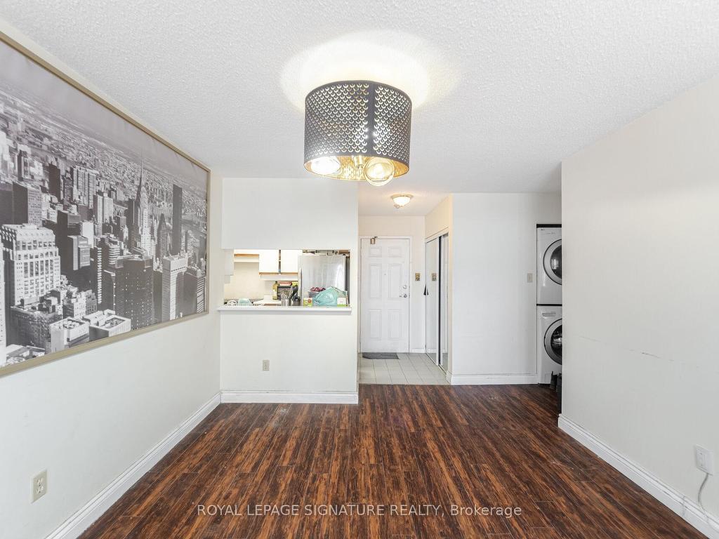 









250


Webb

Drive, 910,
Mississauga,




ON
L5B 3Z4

