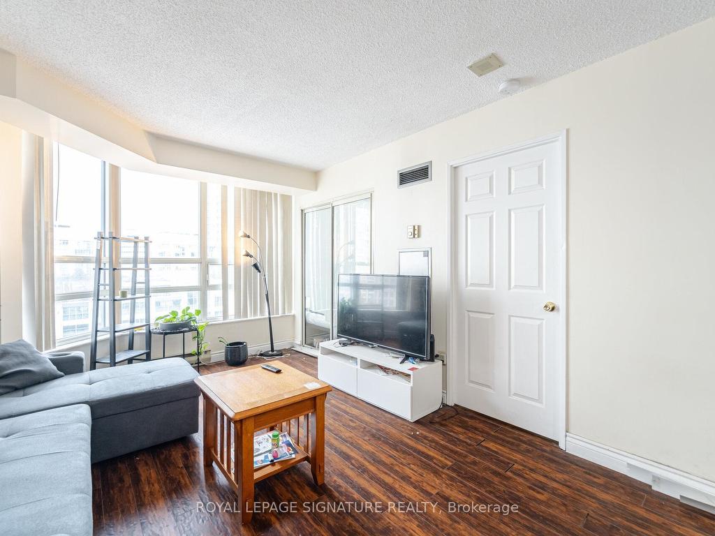 









250


Webb

Drive, 910,
Mississauga,




ON
L5B 3Z4

