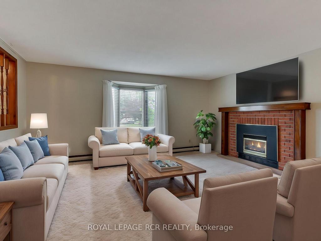 









8


Carmans Cove

N/A,
Innisfil,




ON
L9S 1R9

