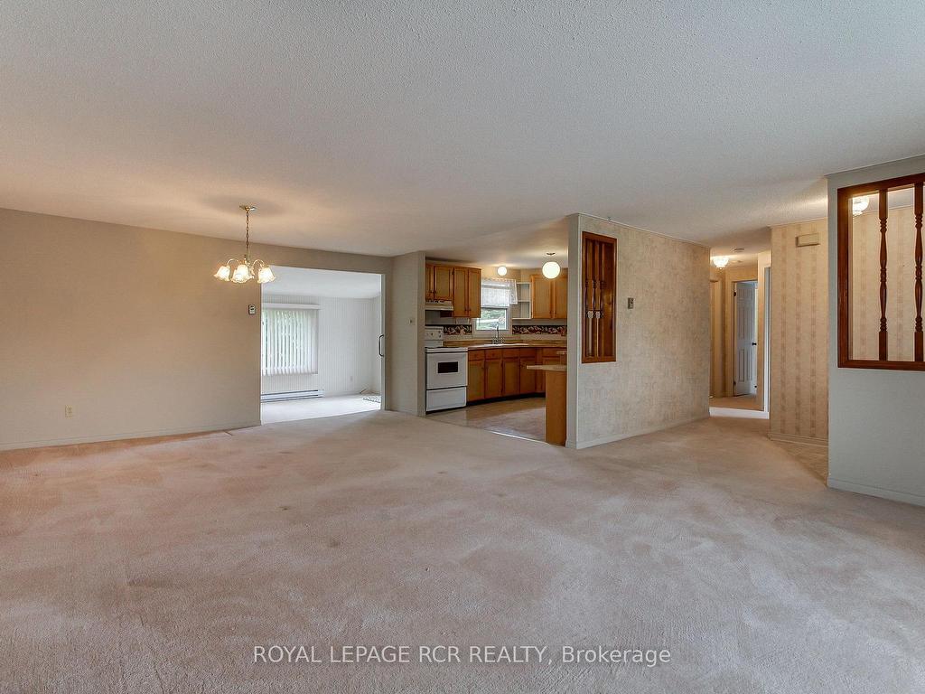 









8


Carmans Cove

N/A,
Innisfil,




ON
L9S 1R9

