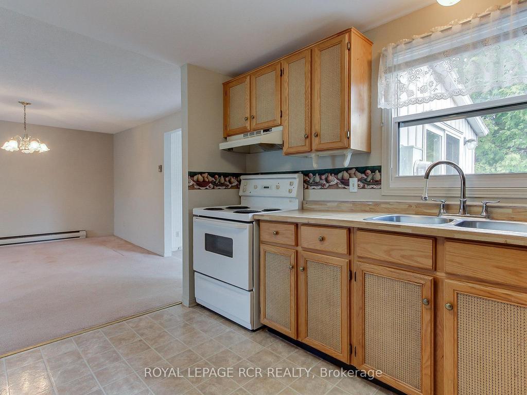 









8


Carmans Cove

N/A,
Innisfil,




ON
L9S 1R9

